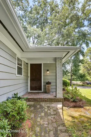 $419,000 | 299 Wood Dale Drive, Jackson, MS 39216
