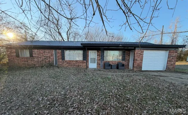 $109,000 | 121 State Highway South, Doniphan, MO 63935