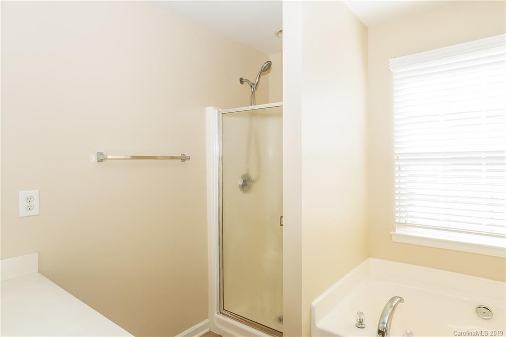 5005 Prosperity Ridge Road Charlotte, NC 28269 - Photo 3 of 25 Gallery Image 3