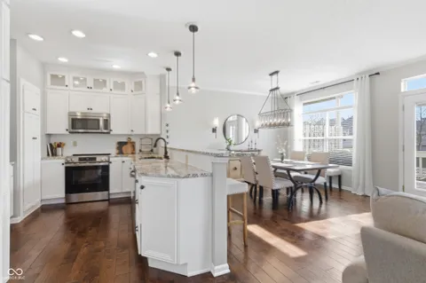 $549,000 | 8073 Lower Bay Lane, Indianapolis, IN 46236