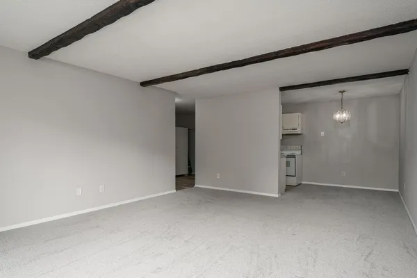 $100,000 | 2007 East 122nd Street, Unit B15, Burnsville, MN 55337