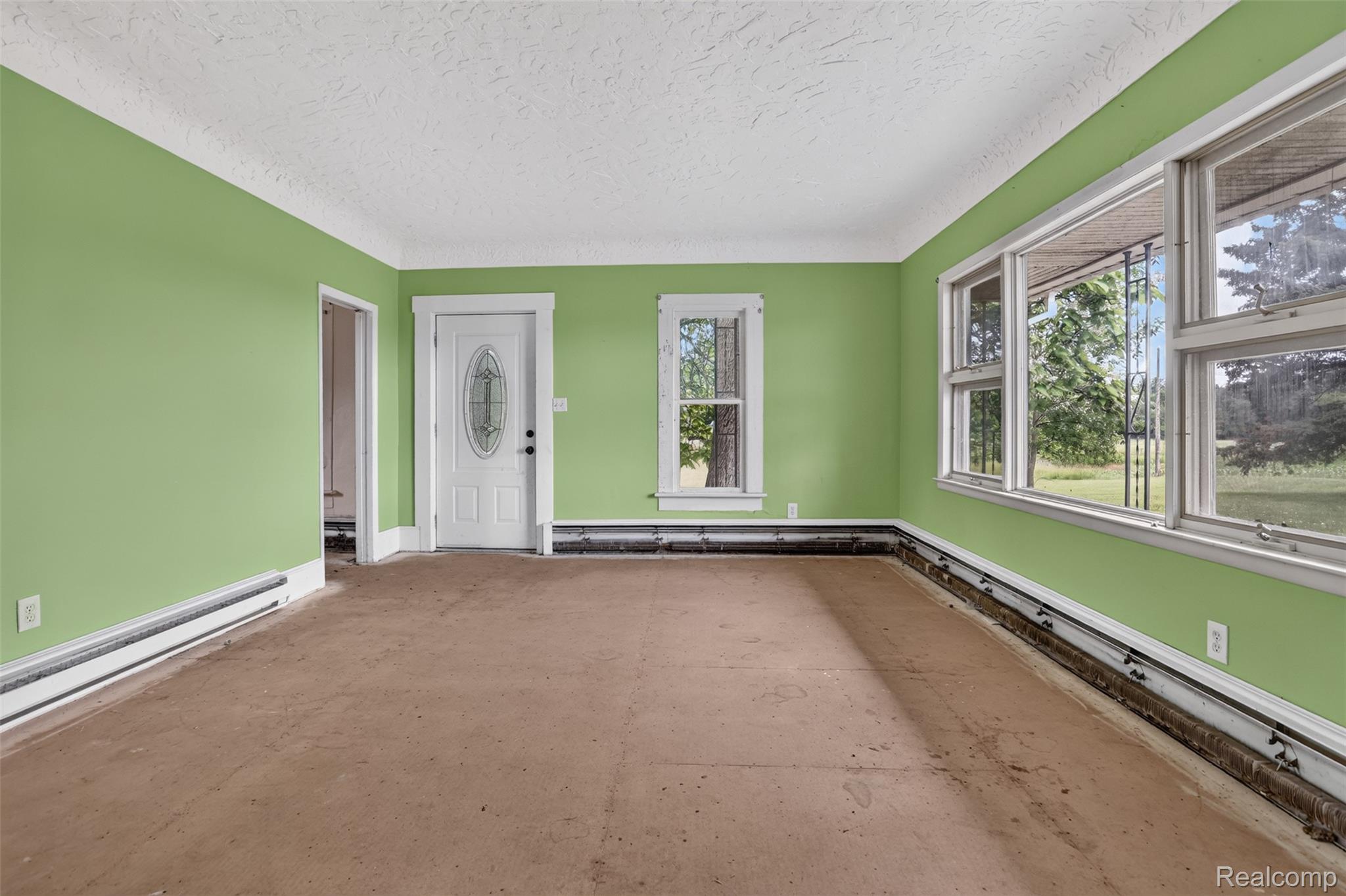 6007 Leix Road Mayville, MI 48744 - Photo 3 of 36 032_226A0051.jpg