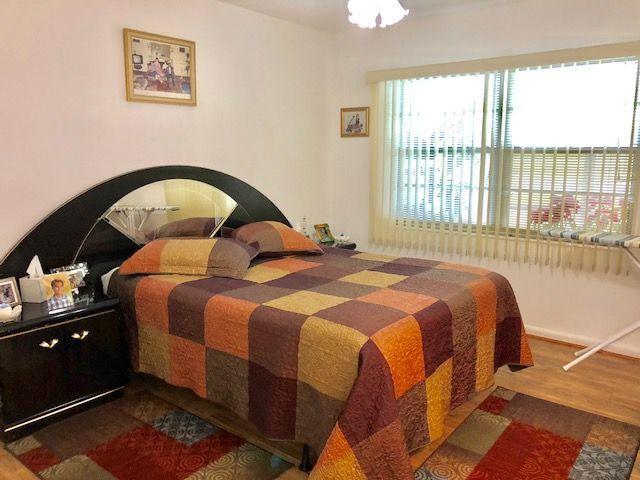 97 Preston F, Unit 97 Boca Raton, FL 33434 - Photo 8 of 22 Master Bedroom