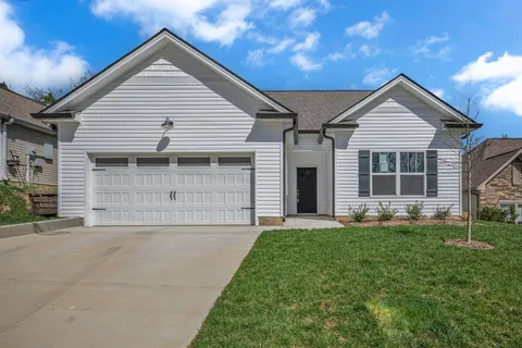 $349,000 | 209 East Quail Hollow Way, Dickson, TN 37055