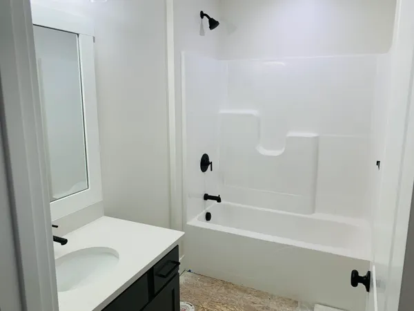 $459,900 | 4904 Bethpage Drive Northwest, Comstock Park, MI 49321