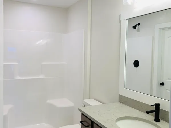 $459,900 | 4904 Bethpage Drive Northwest, Comstock Park, MI 49321