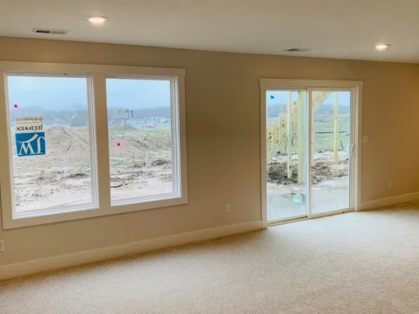 $459,900 | 4904 Bethpage Drive Northwest, Comstock Park, MI 49321