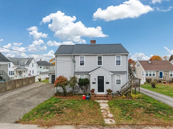 $625,000 | 42 Everett Street, Middleboro, MA 02346
