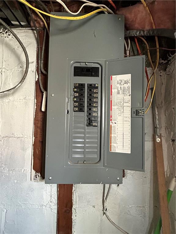 1317 Old Freeport Road Pittsburgh, PA 15238 - Photo 34 of 38 a bathroom with a sink and a mirror