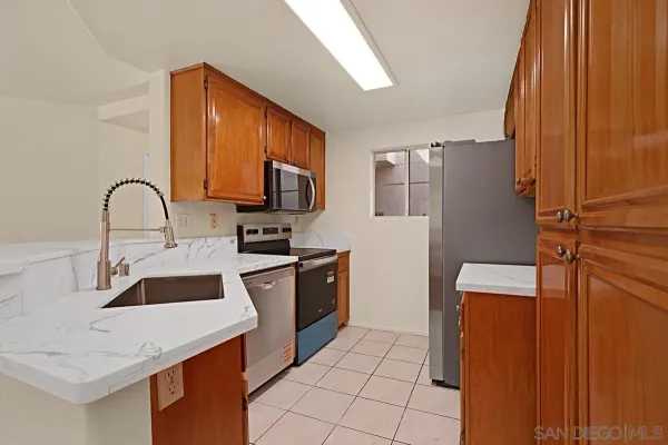 $599,000 | 11235 Affinity Court, Unit 68, San Diego, CA 92131