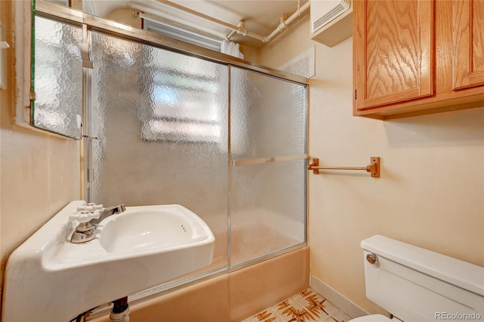 6185 West 29th Avenue Wheat Ridge, CO 80214 - Photo 17 of 33