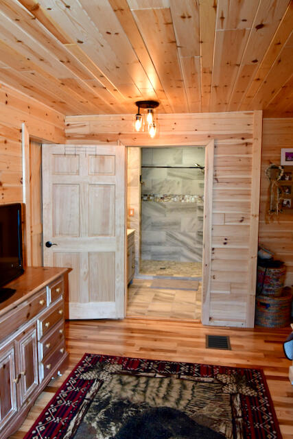 3788 Mast Road Fairview, MI 48621 - Photo 89 of 114 DSC_9041