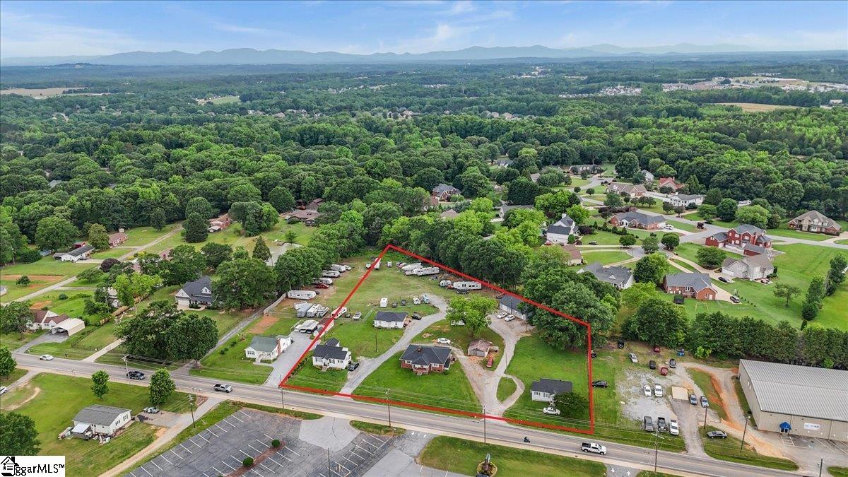 1571 Old Furnace Road Boiling Springs, SC 29316 - Photo 2 of 22 Gallery Image 2