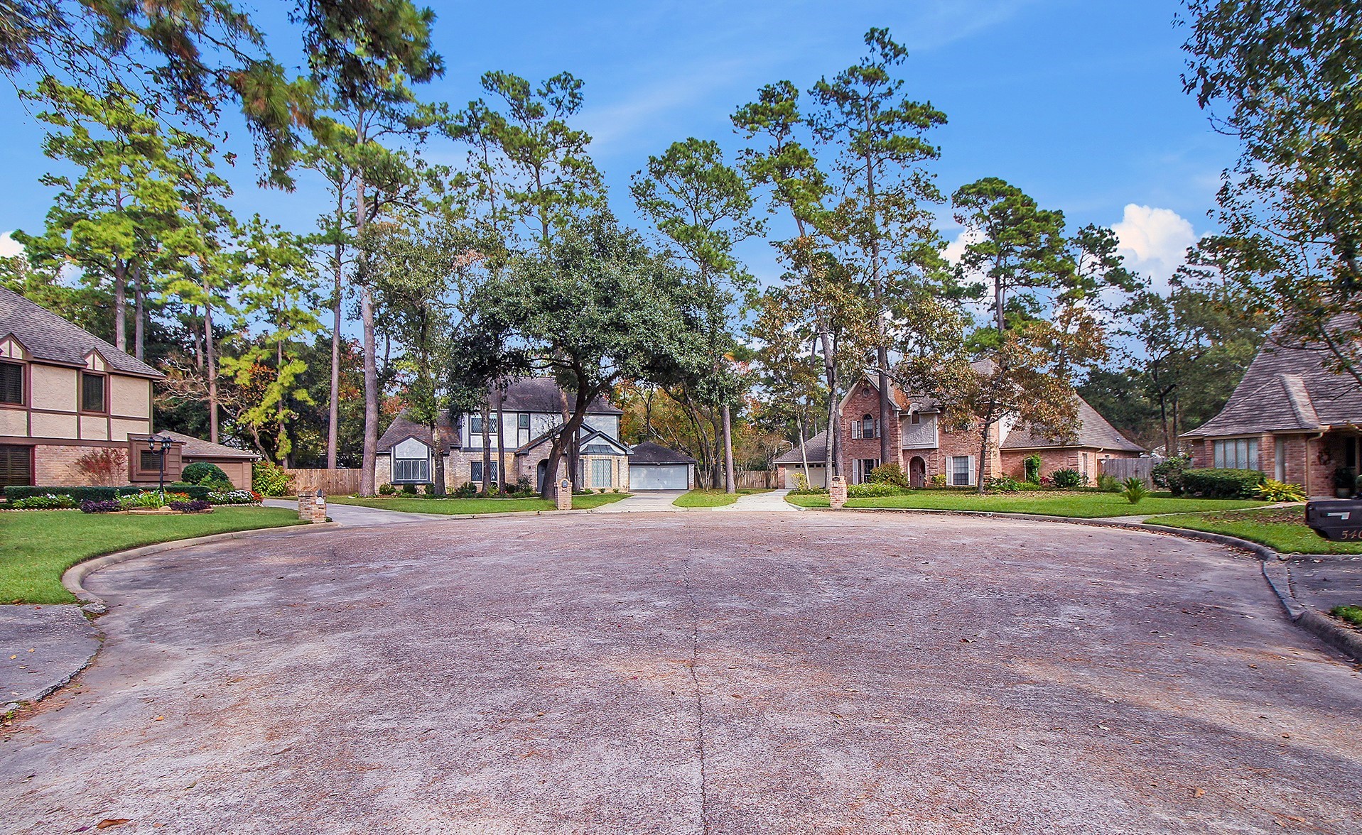 5402 Summerfield Lane Spring, TX 77379 - Photo 29 of 32 a view of a house with a tree and a yard