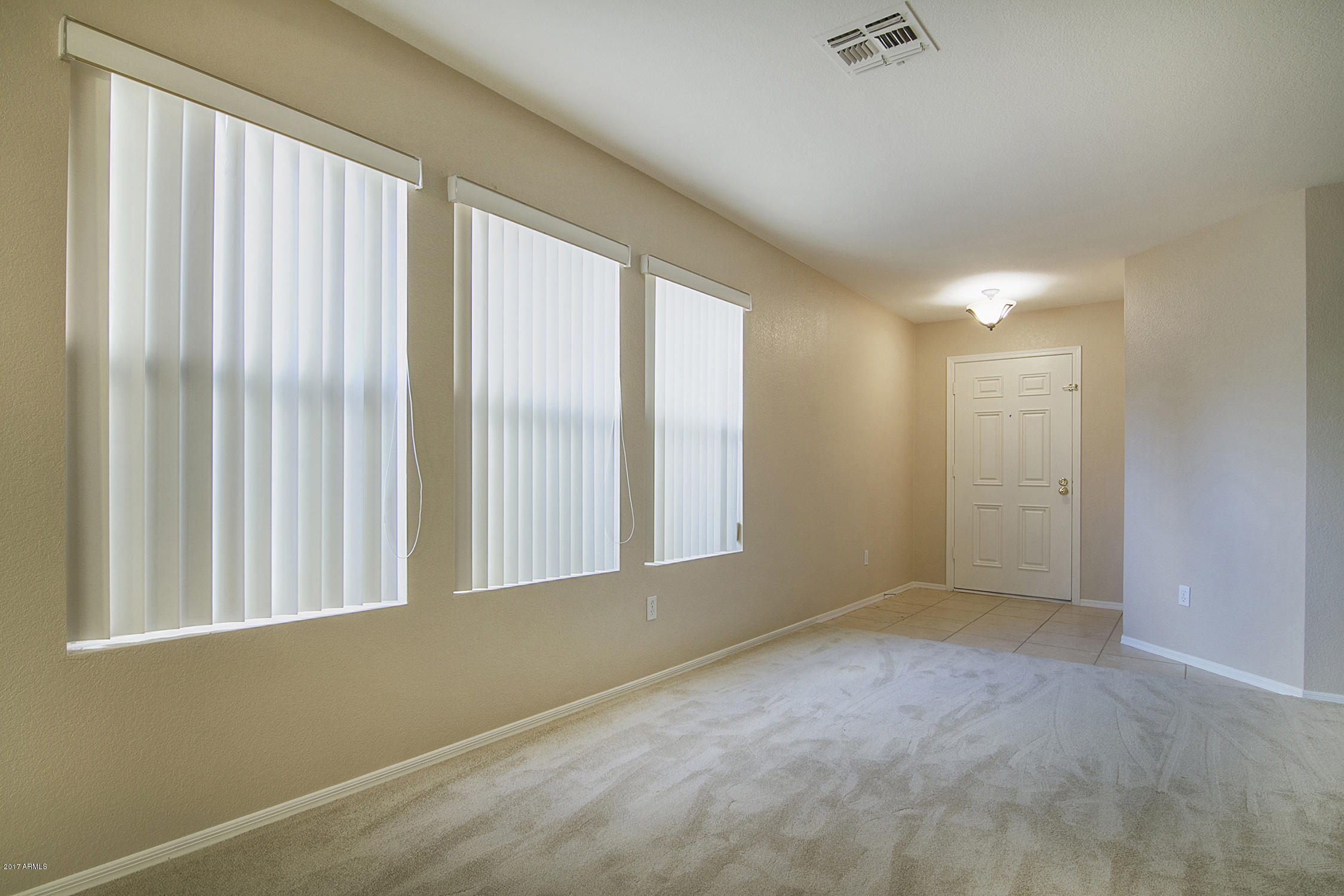 4026 East Rowel Road Phoenix, AZ 85050 - Photo 4 of 40 Entry_0142