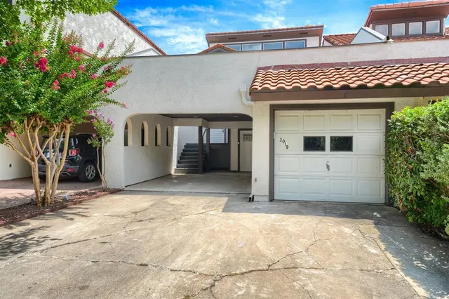 $375,000 | 3019 Lakeside Drive, Rockwall, TX 75087