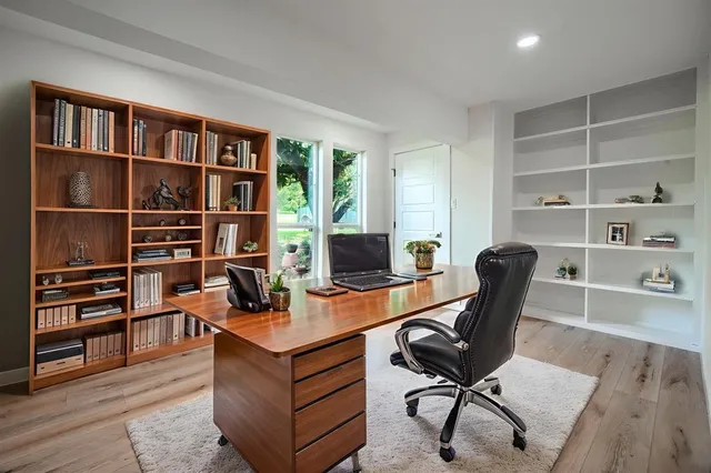 $375,000 | 3019 Lakeside Drive, Rockwall, TX 75087