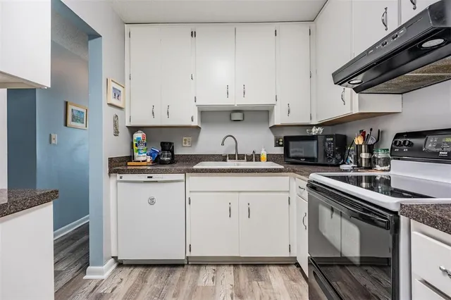 $165,000 | 2700 Bayshore Boulevard, Unit 4104, Dunedin, FL 34698