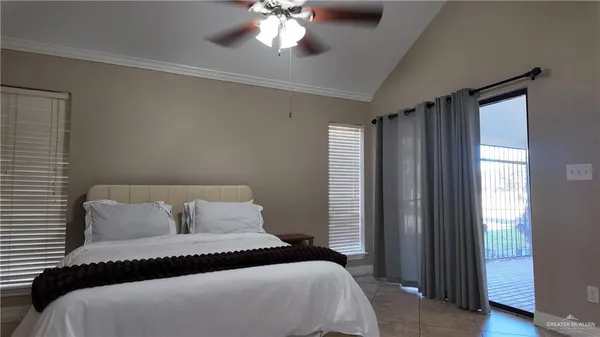 $1,500 | 1809 Highland Park Avenue, Mission, TX 78572