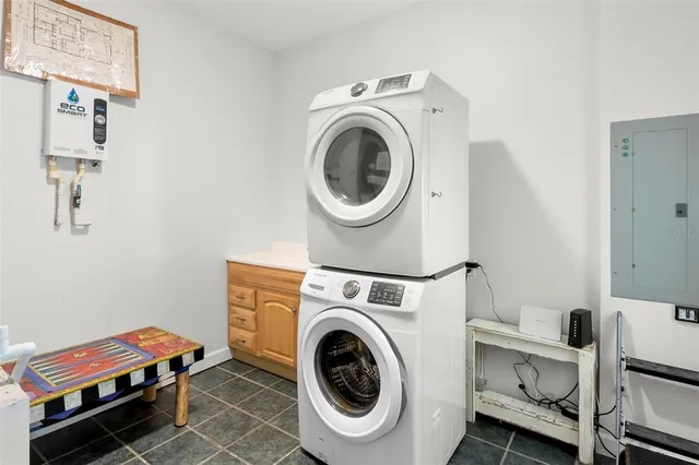 $799,900 | 19256 Hidden Oaks Drive, Brooksville, FL 34604