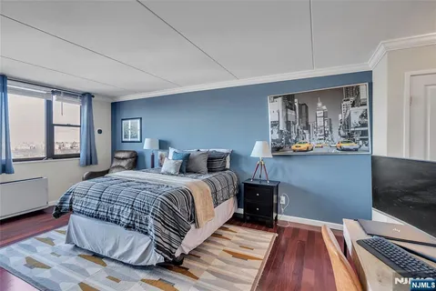 $425,000 | 250 Gorge Road, Unit 21B, Cliffside Park, NJ 07010