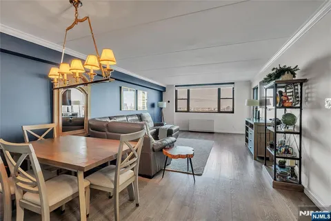 $425,000 | 250 Gorge Road, Unit 21B, Cliffside Park, NJ 07010