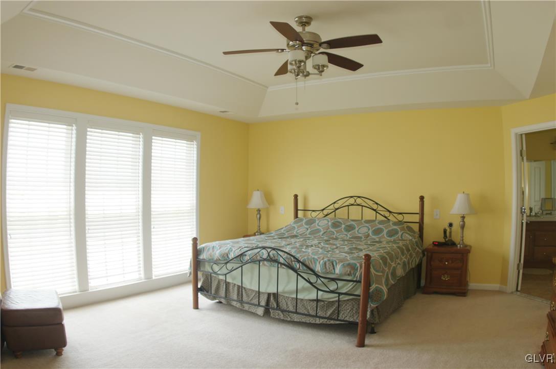 1677 Falls Road Breinigsville, PA 18031 - Photo 17 of 20 Gallery Image 17