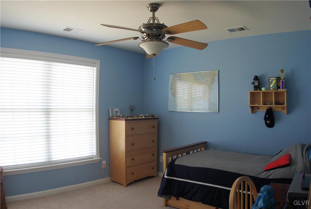1677 Falls Road Breinigsville, PA 18031 - Photo 19 of 20 Gallery Image 19