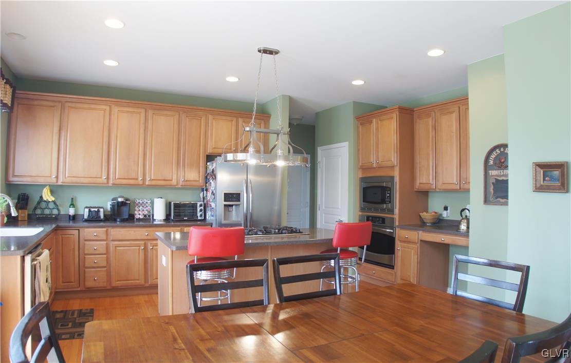 1677 Falls Road Breinigsville, PA 18031 - Photo 5 of 20 Gallery Image 5