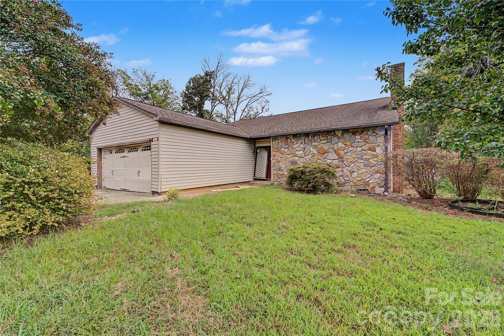 102 Nob Hill Road Gaffney, SC 29340 - Photo 1 of 31 Gallery Image 1