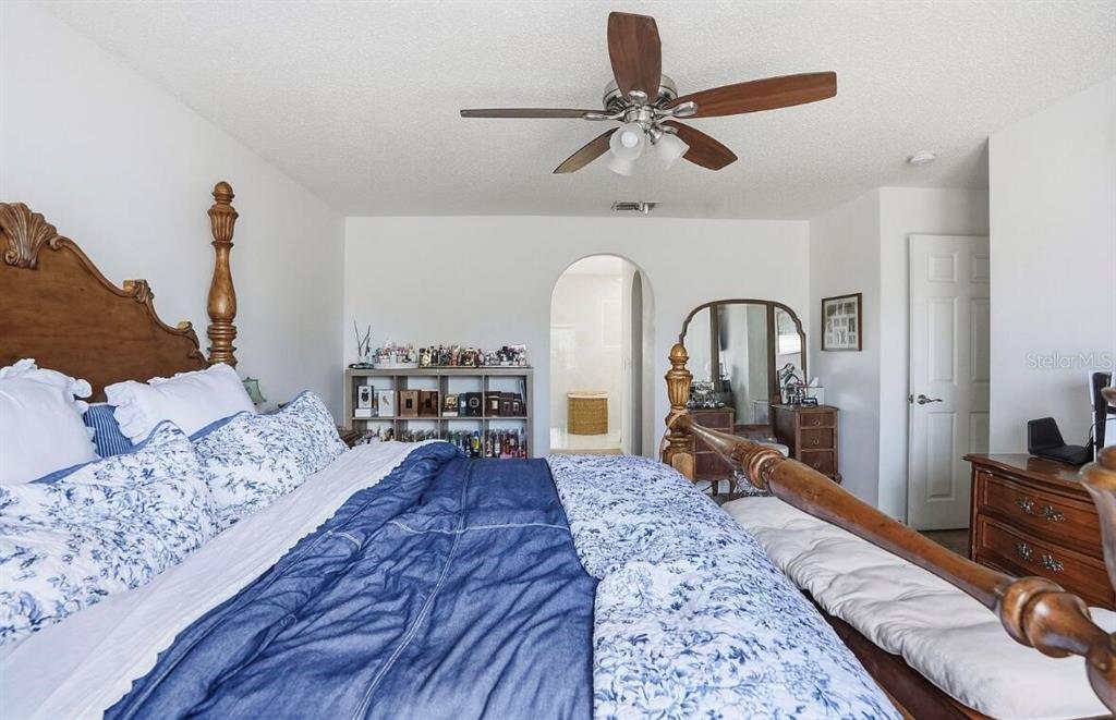 11077 Jenny Wren Road Weeki Wachee, FL 34614 - Photo 29 of 42 a living room with furniture