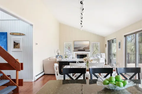 $2,300,000 | 180 South Fairview Avenue, Montauk, NY 11954