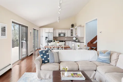 $2,300,000 | 180 South Fairview Avenue, Montauk, NY 11954