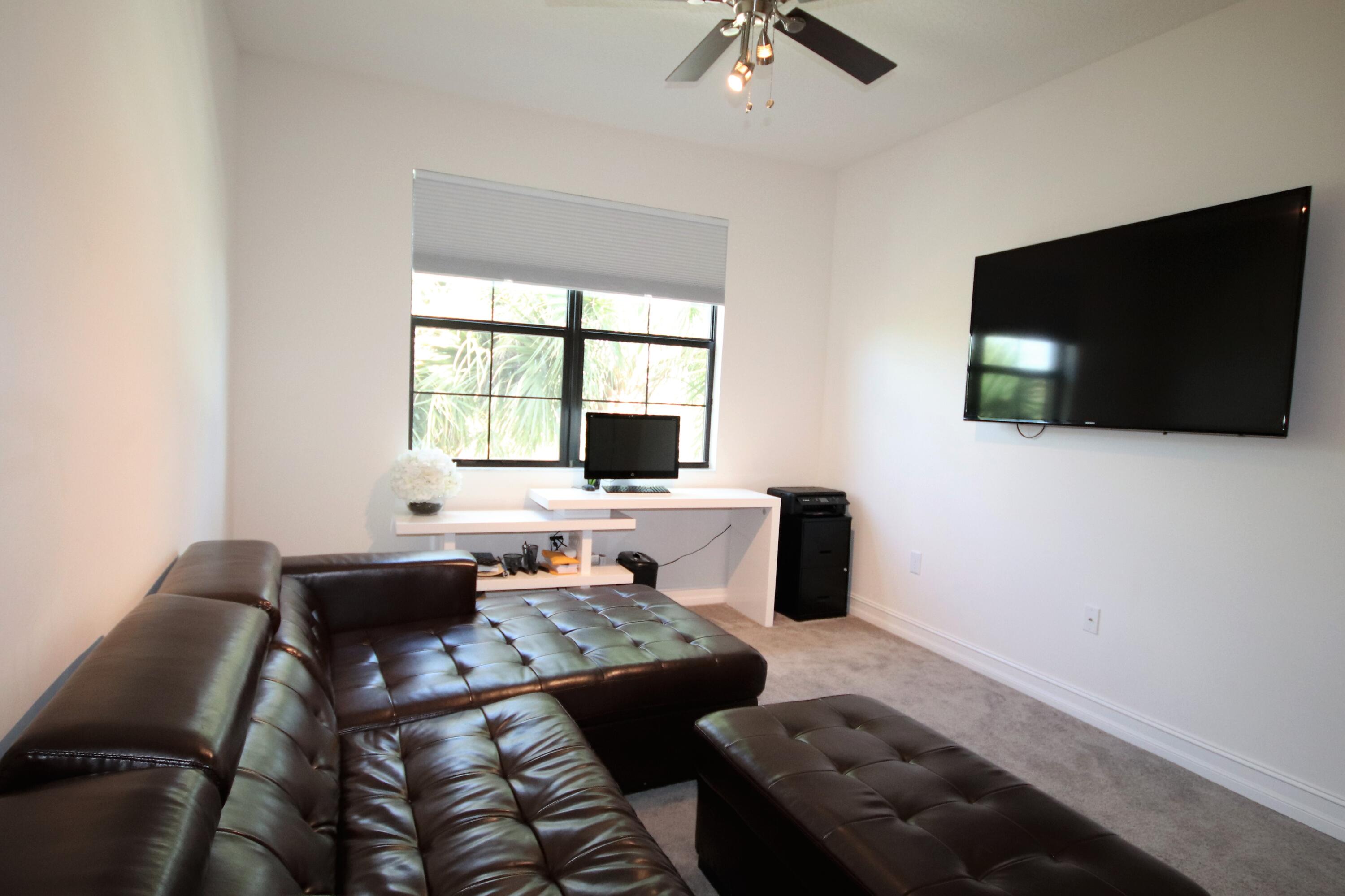 8120 Baltic Amber Road Delray Beach, FL 33446 - Photo 17 of 33 loft3