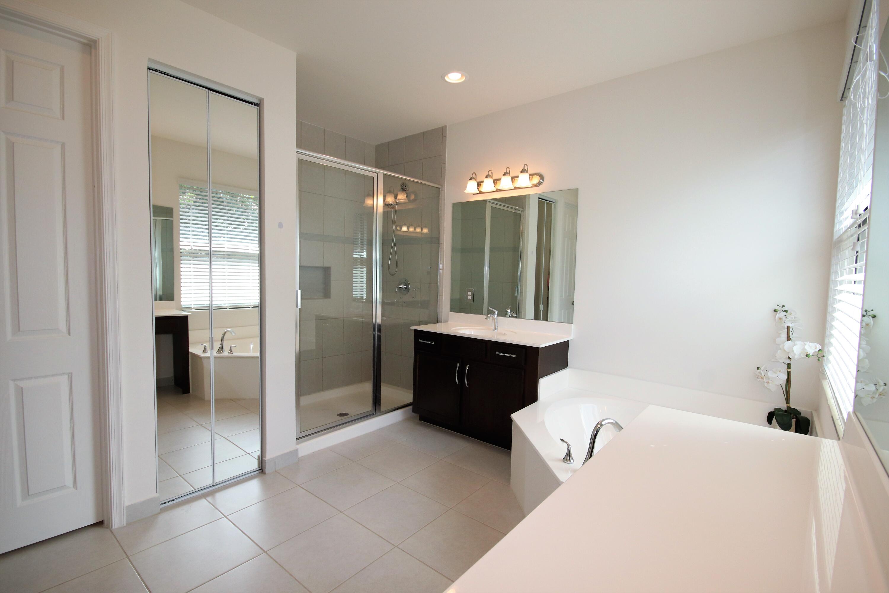 8120 Baltic Amber Road Delray Beach, FL 33446 - Photo 28 of 33 MB2