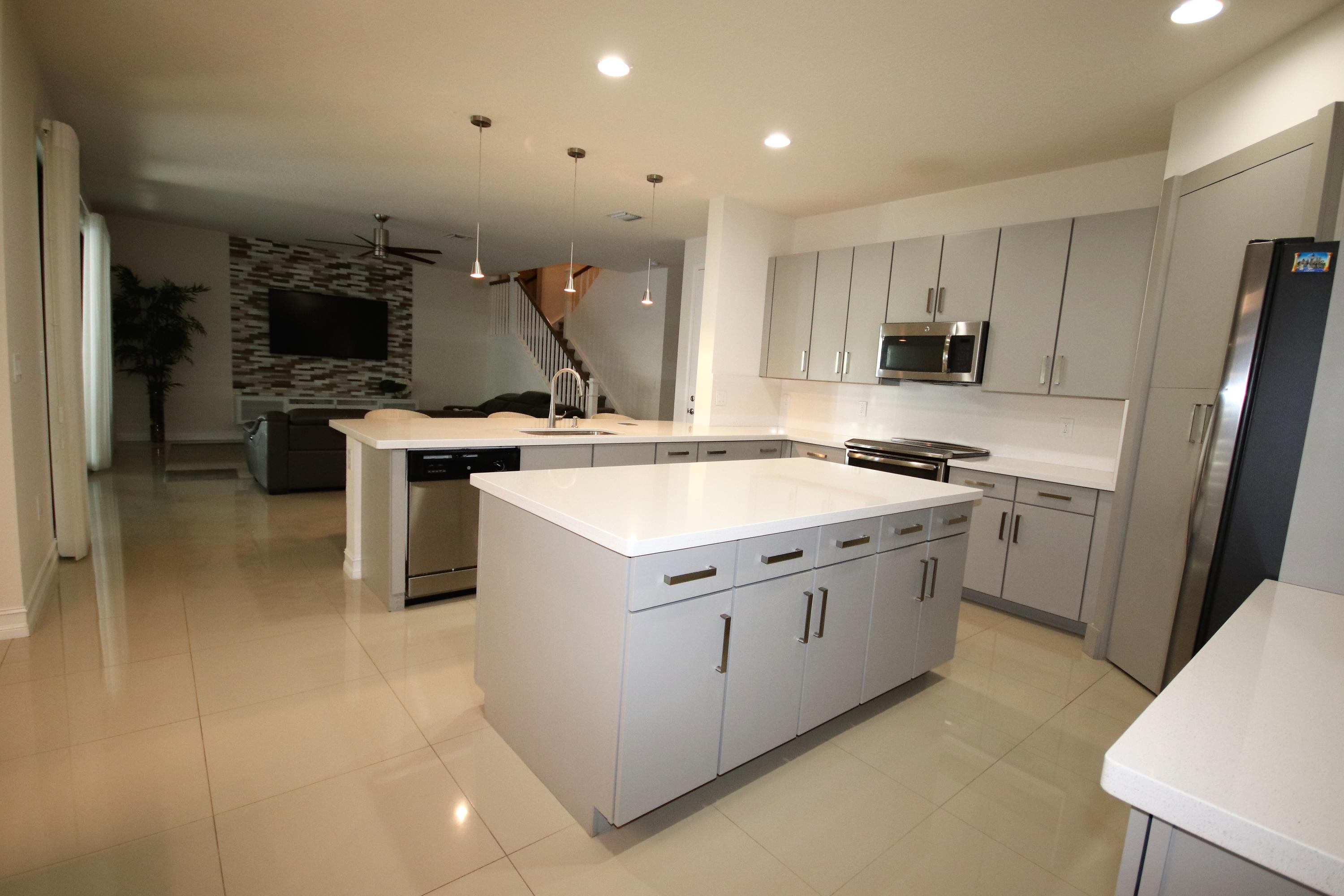8120 Baltic Amber Road Delray Beach, FL 33446 - Photo 7 of 33 1stFlr