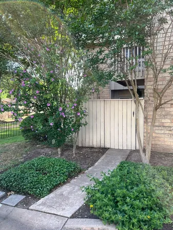 $1,450 | 8340 Fathom Circle, Unit 103, Austin, TX 78750