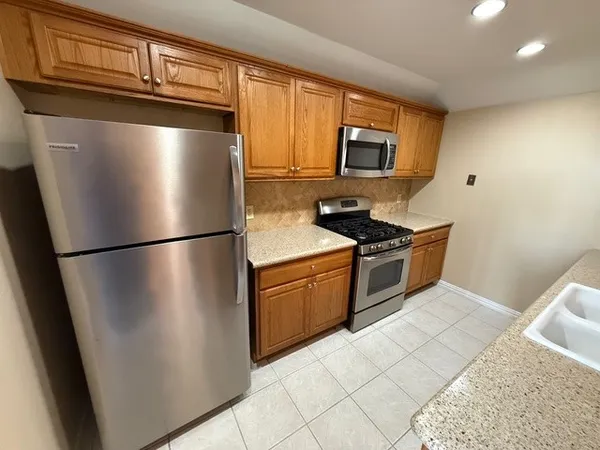 $1,450 | 8340 Fathom Circle, Unit 103, Austin, TX 78750