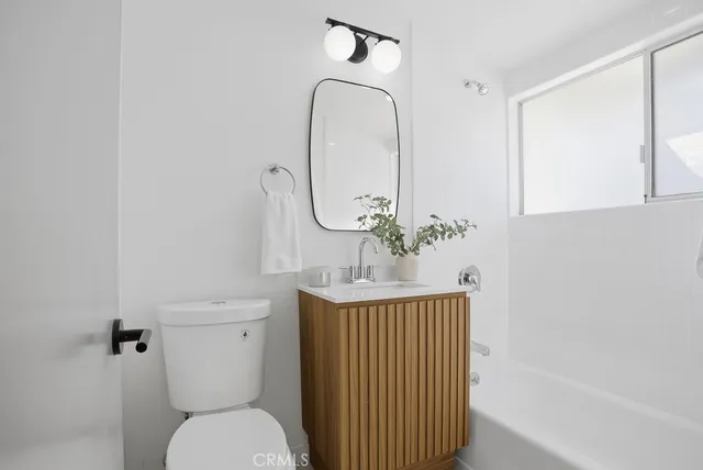 $998,000 | 20414 Haynes Street, Winnetka, CA 91306