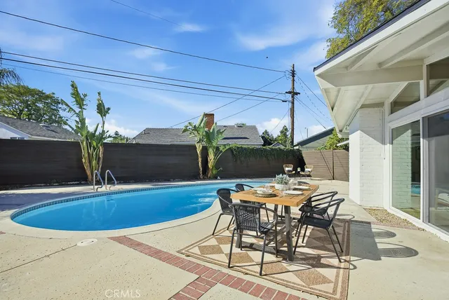 $998,000 | 20414 Haynes Street, Winnetka, CA 91306