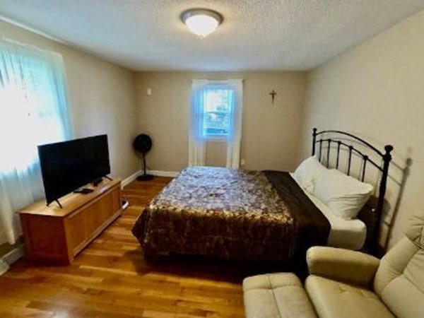 131 Mishawum Road Woburn, MA 01801 - Photo 20 of 34 Gallery Image 20