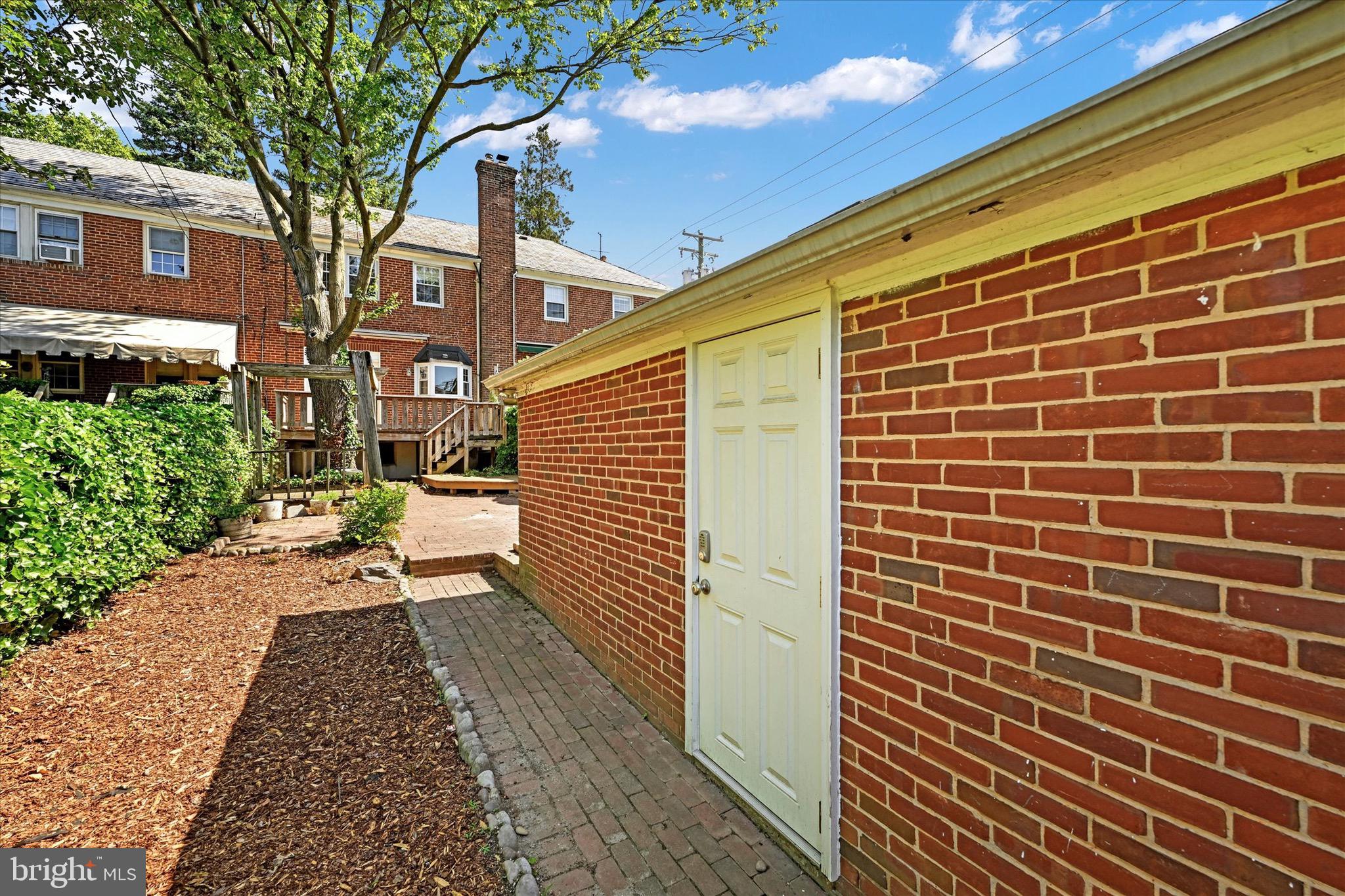 425 Dumbarton Road Baltimore, MD 21212 - Photo 33 of 52