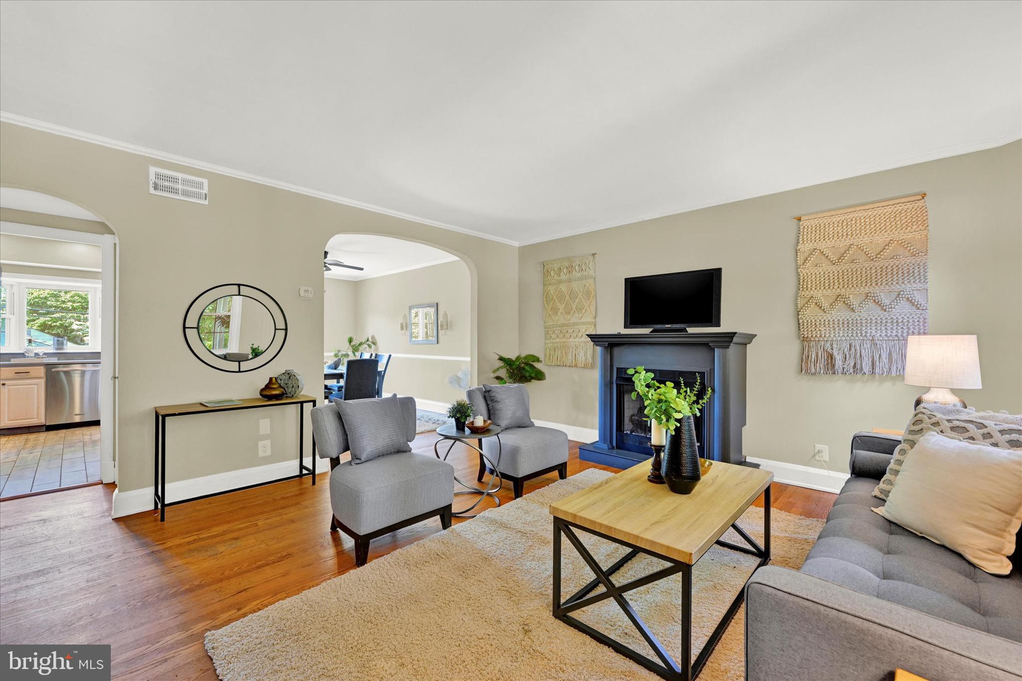 425 Dumbarton Road Baltimore, MD 21212 - Photo 6 of 52