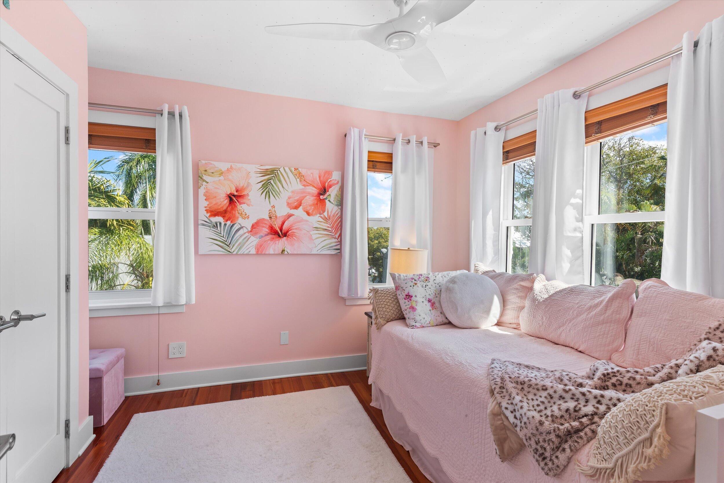 617 Fleming Street, Unit 4 Key West, FL 33040 - Photo 35 of 43 52-052