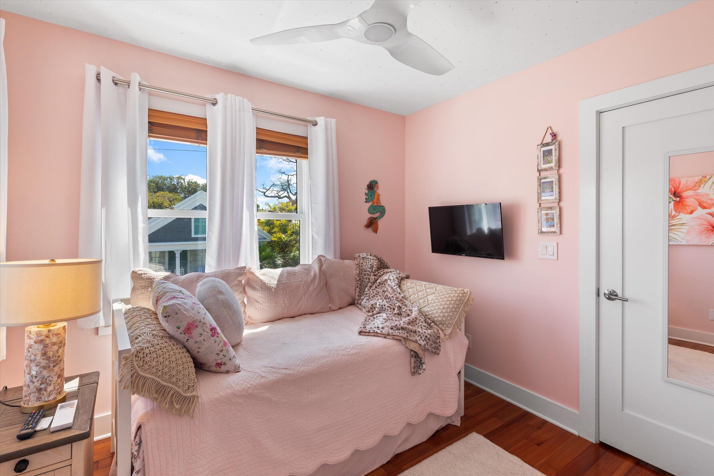617 Fleming Street, Unit 4 Key West, FL 33040 - Photo 36 of 43 53-053
