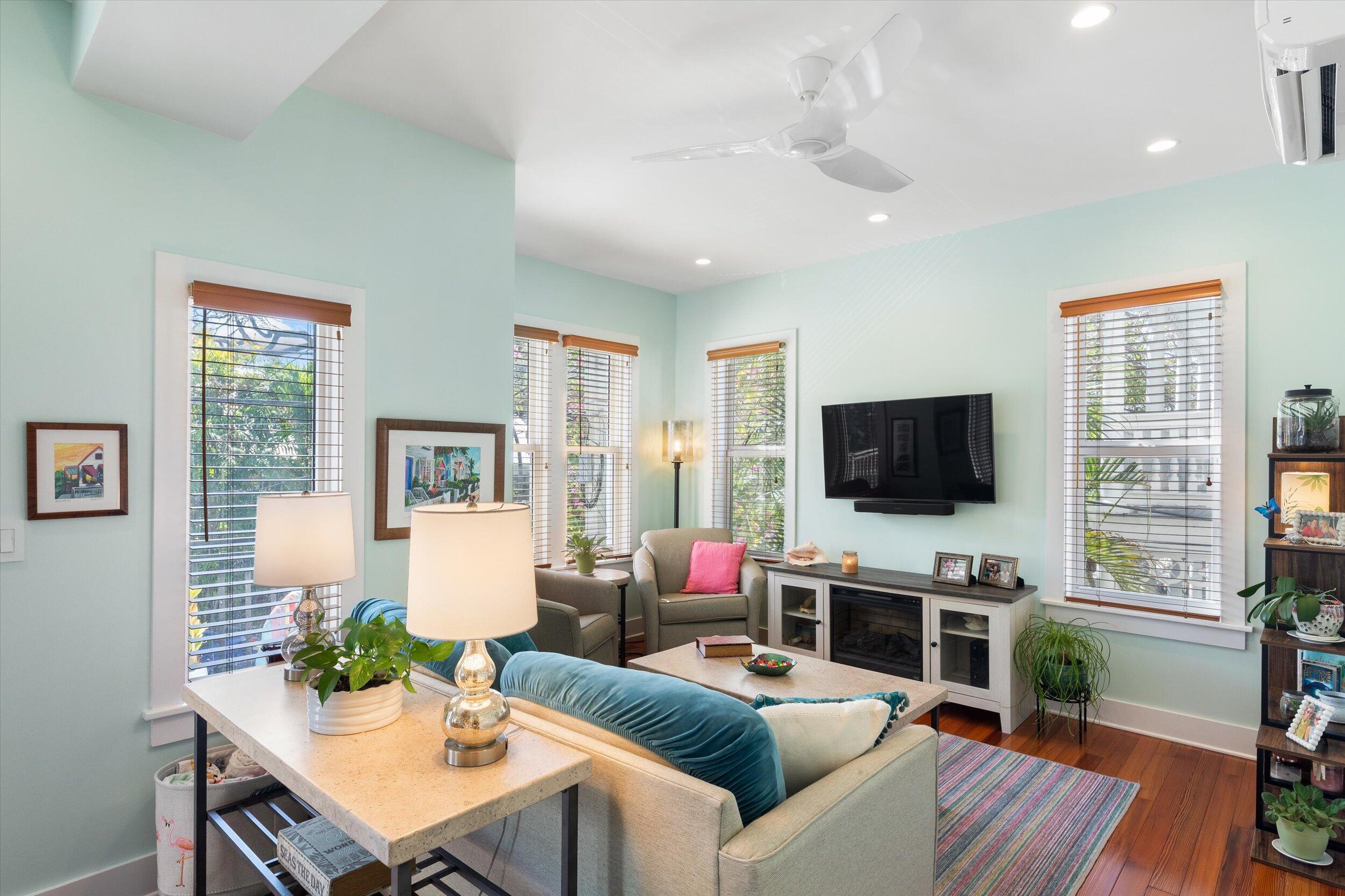 617 Fleming Street, Unit 4 Key West, FL 33040 - Photo 6 of 43 04-004