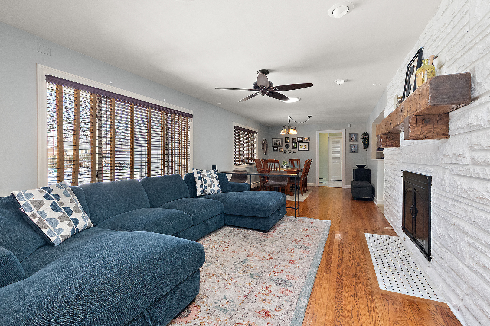 115 Center Road Frankfort, IL 60423 - Photo 6 of 36