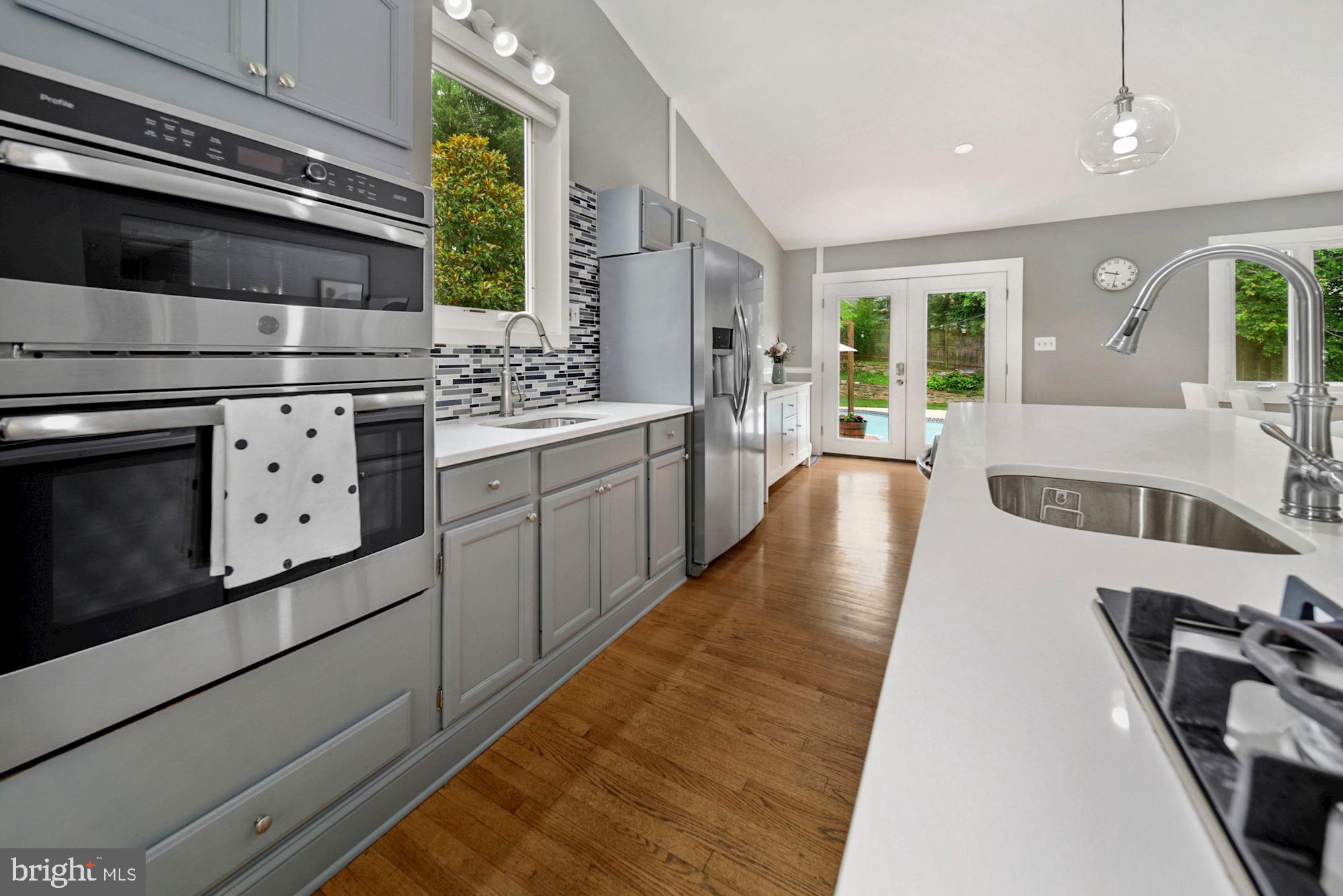 1913 Queensguard Road Silver Spring, MD 20906 - Photo 11 of 37