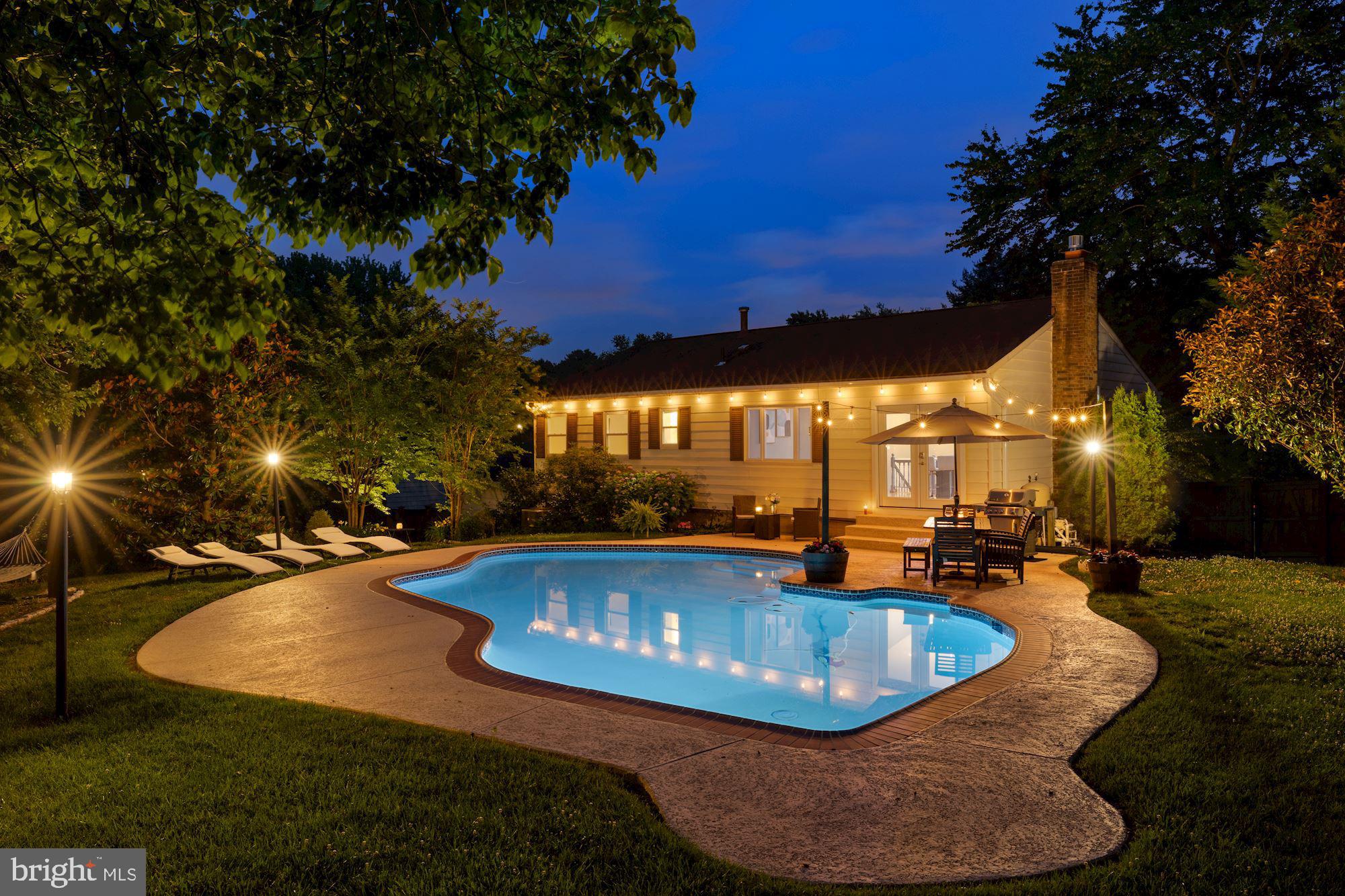 1913 Queensguard Road Silver Spring, MD 20906 - Photo 4 of 37