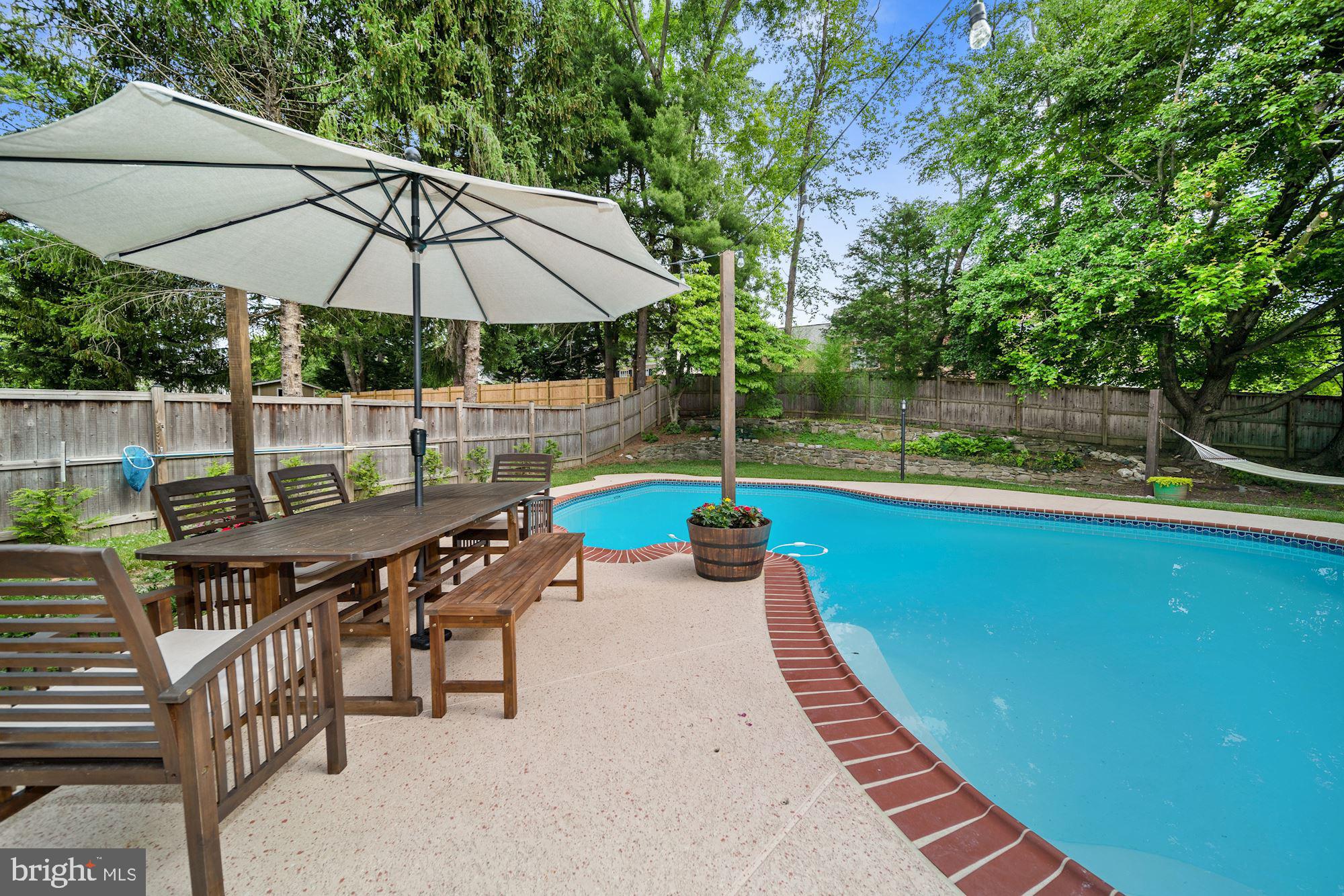 1913 Queensguard Road Silver Spring, MD 20906 - Photo 31 of 37